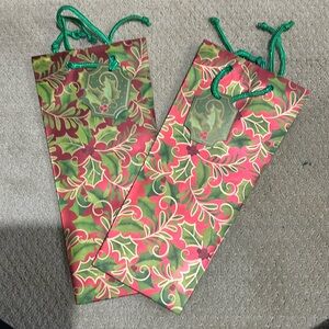 2 Metallic Blizzard of Holly Wine Christmas Gift Bags